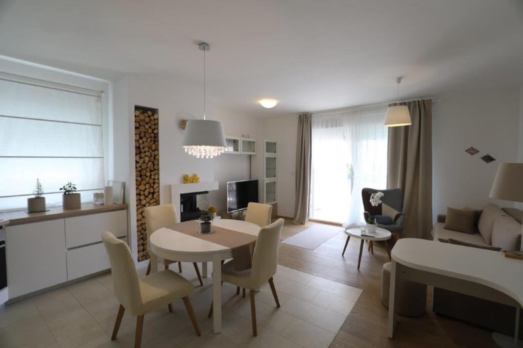 Smil'E Apartments Vodice Extérieur photo
